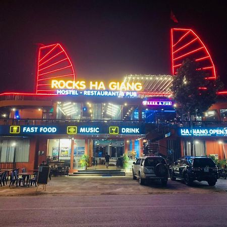 Rocks Ha Giang Hostel & Tour 외부 사진