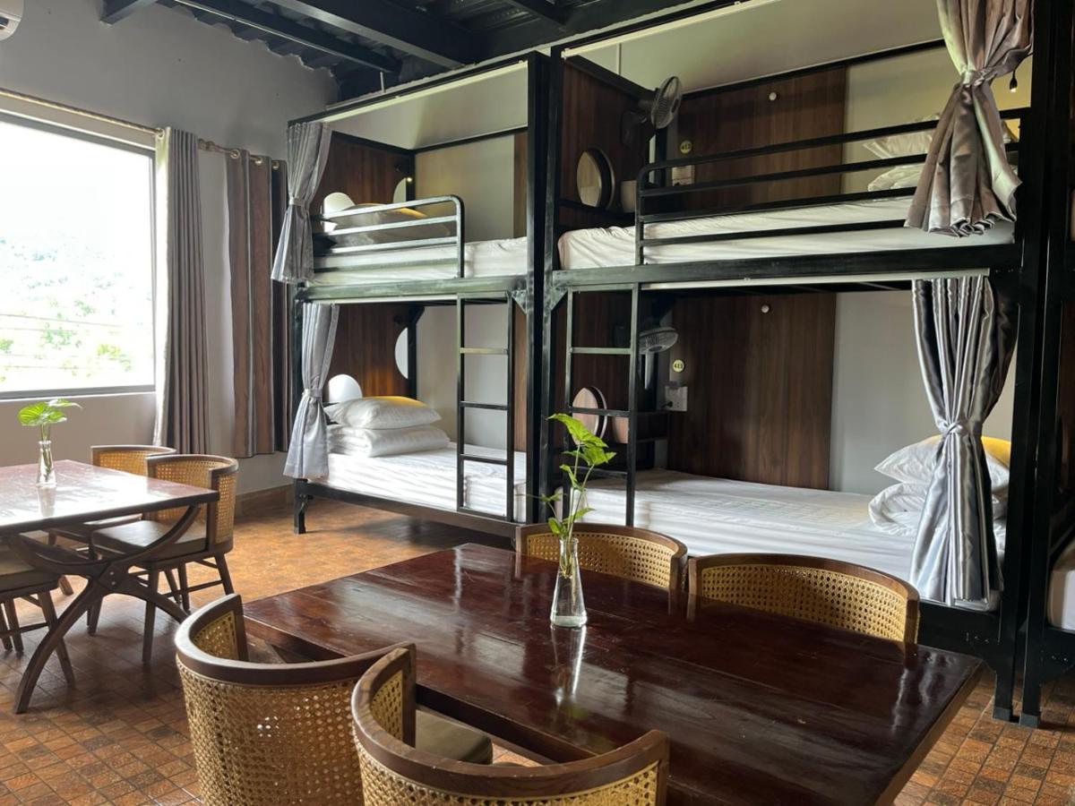 Rocks Ha Giang Hostel & Tour 외부 사진