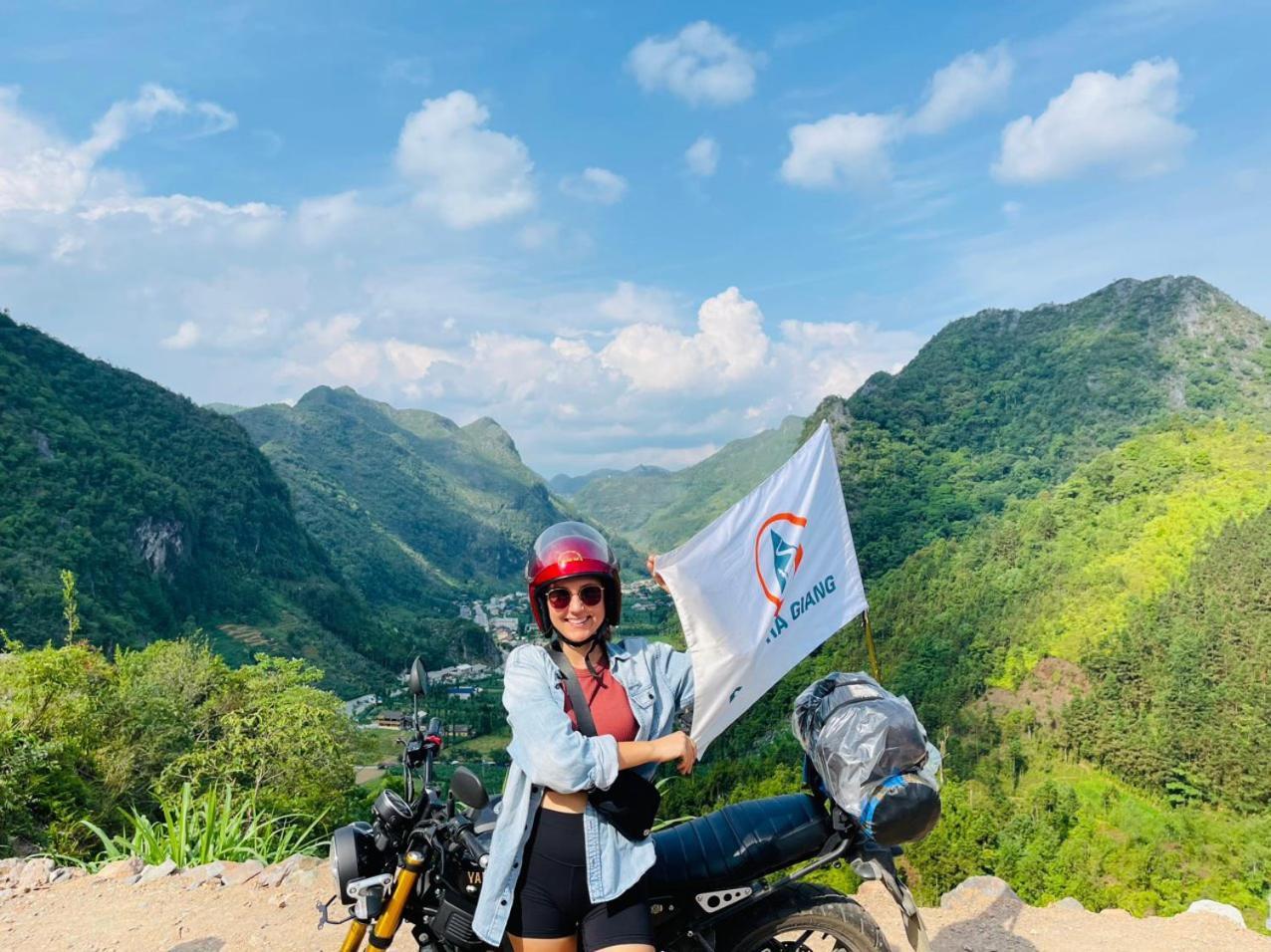 Rocks Ha Giang Hostel & Tour 외부 사진